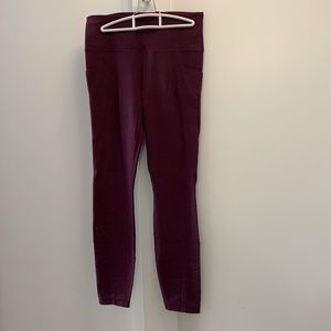 Athleta 7/8th leggings super soft!
